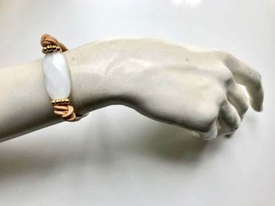 Beyaz Porselen Taşlı Zarif Bileklik - Gold Kaplama