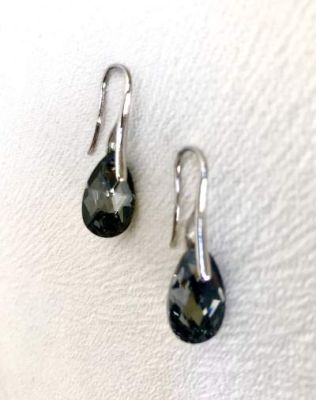 Swarovski Kristal Koyu Gri Damla Taşlı (Black Diamond) Zarif Küpe - Rodyum Kaplama